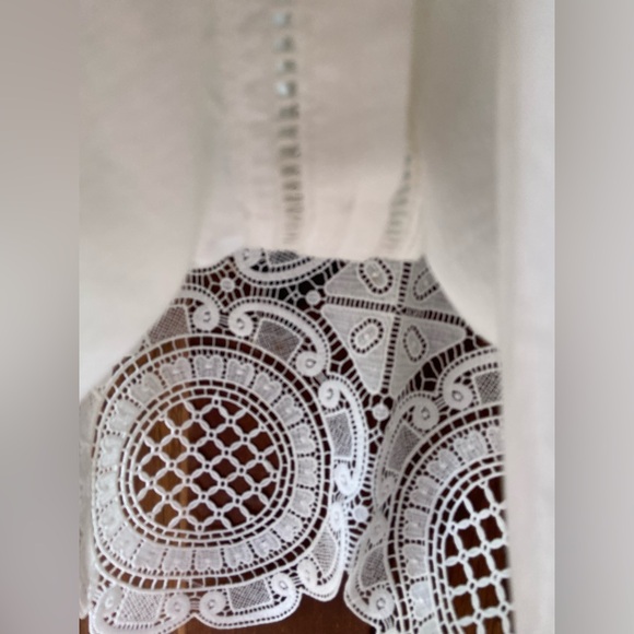 ANTHROPOLOGIE James Coviello Elegant Blouse Lace Top. Size M - Picture 9 of 9